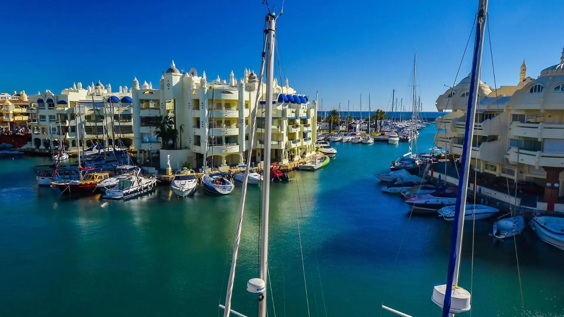 Апартаменты 714 Iris Apartamento - Vista Al Mar - Cerca De Tren, Restaurantes, Tiendas - Playa A 10 Min Caminando Бенальмадена Испания